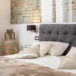 Apartment Queen